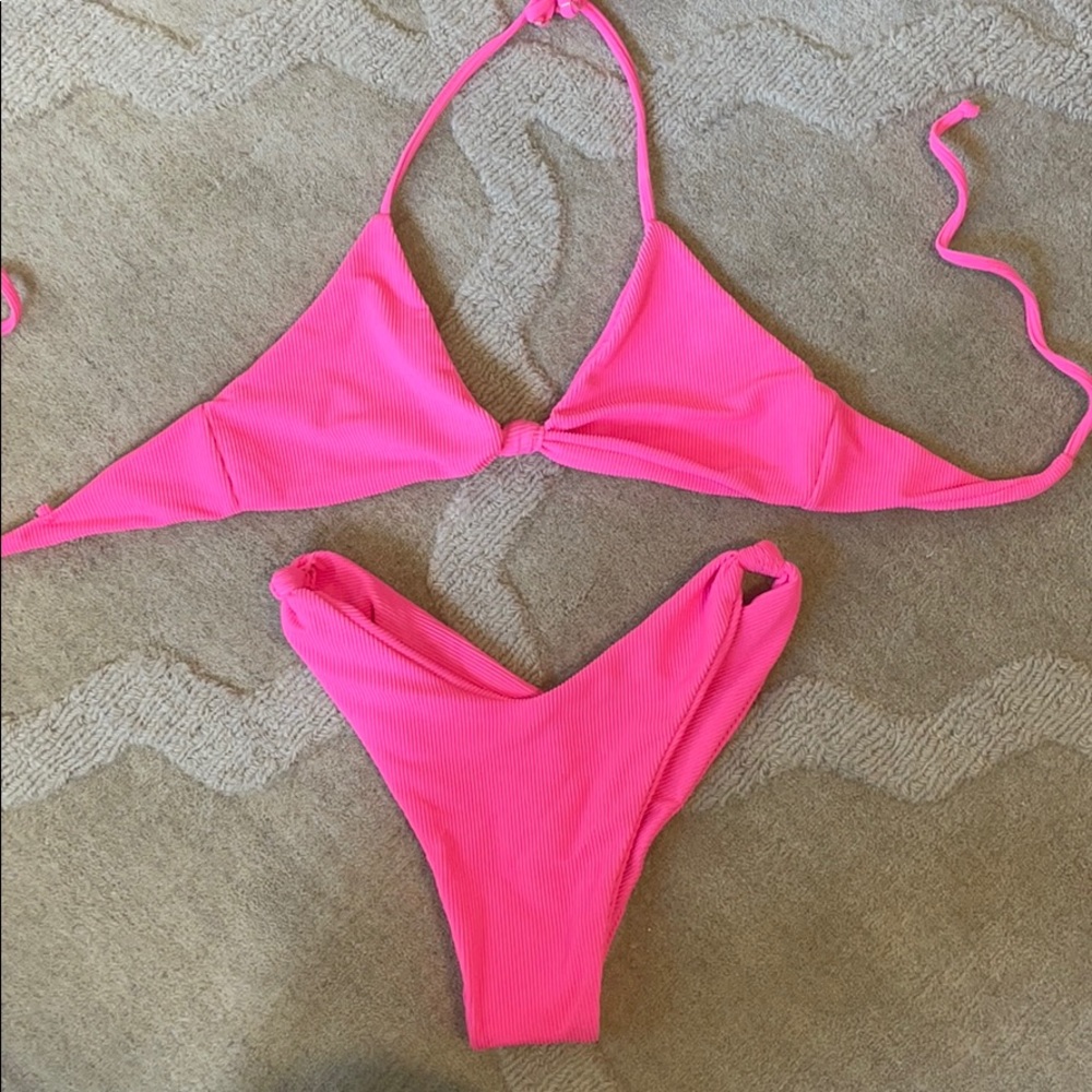 Skatie Suzanne bottom & Sarah top neon pink bikini